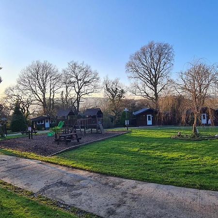 Heronstone Lodges Retreat Swansea Exteriér fotografie